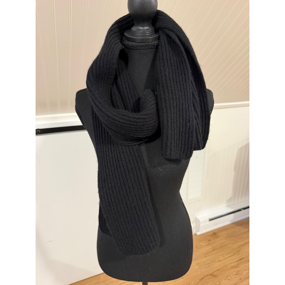 Portolano Black 100% Cashmere Ribbed Knit Scarf Quiet Luxury Old Money